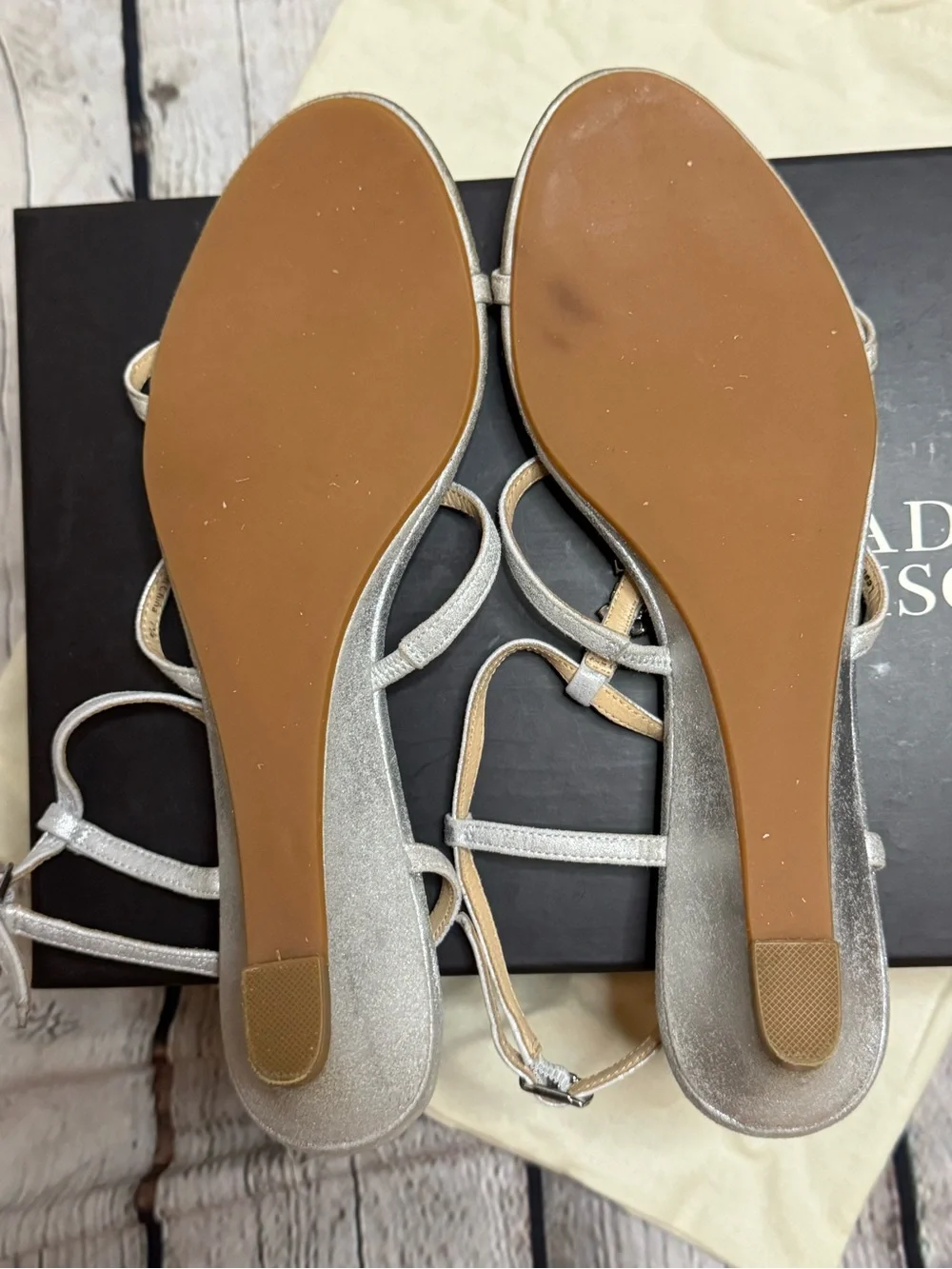 Badgley Mischka Carley II Silver Crystal T-Strap Wedge Sandals Size 7.5